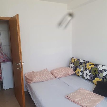 Small Studio Mali Lošinj Dış mekan fotoğraf